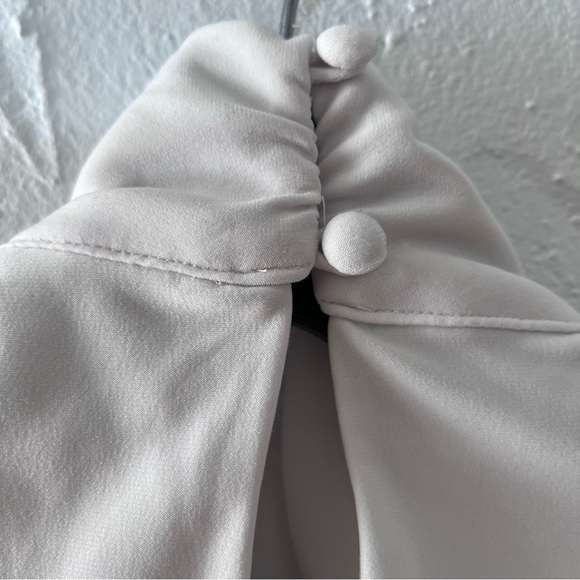 WHITE House Black Market White Sleeveless Lined Top - Picture 4 of 5